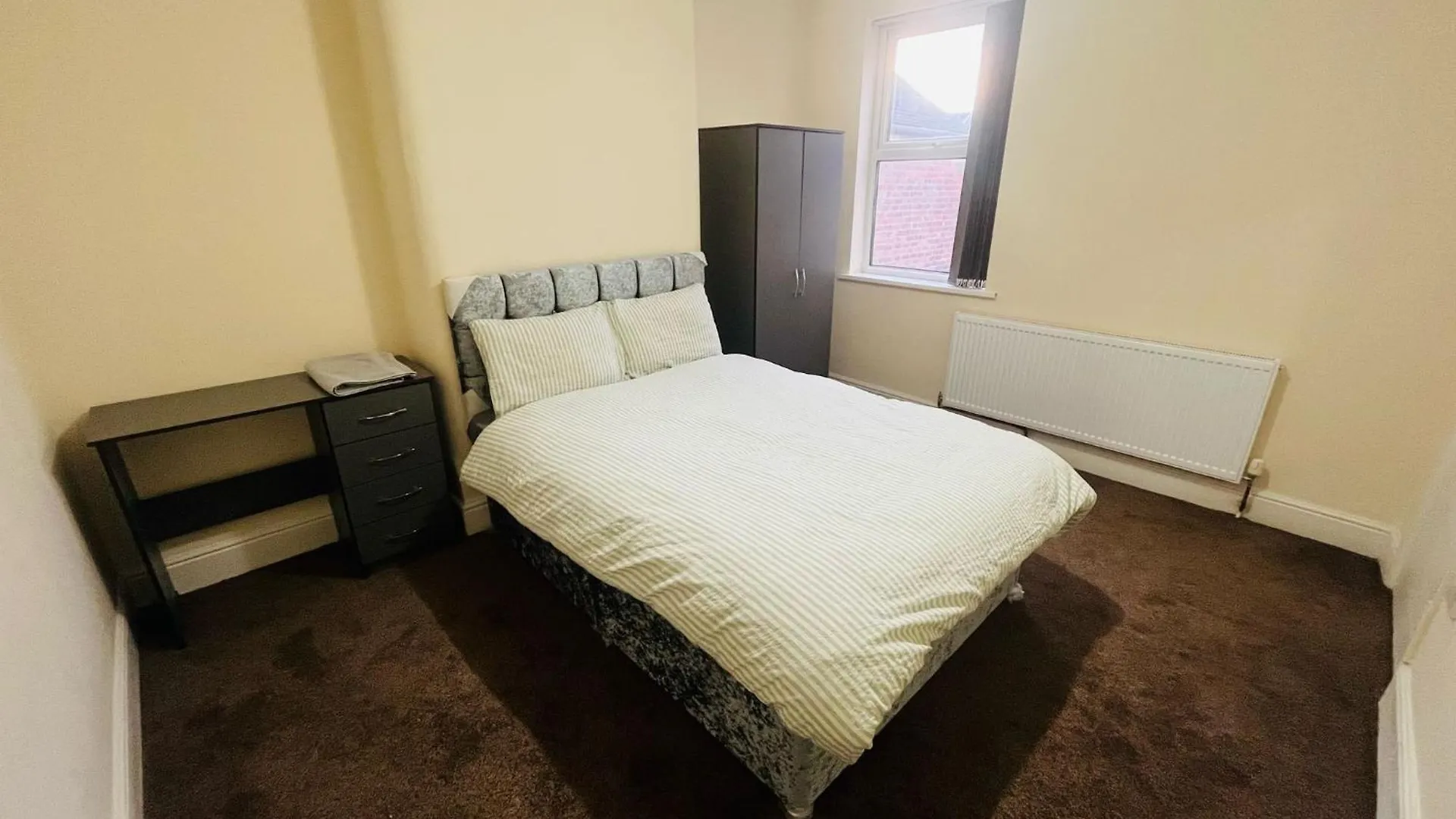 Homestay Double Room Near Railway Station & Football Ground 88 Nottingham