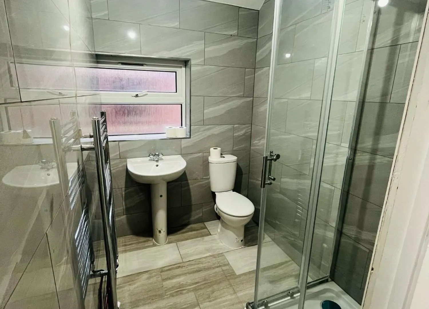 Double Room Near Railway Station & Football Ground 88 ノッティンガム 0*,  イギリス